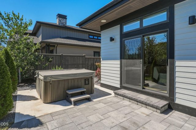 3431 NW Jackwood Place, Bend, OR 97703