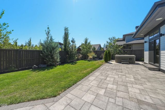 3431 NW Jackwood Place, Bend, OR 97703
