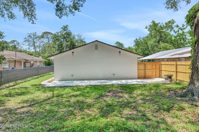 1209 SPRUCE Street, Green Cove Springs, FL 32043