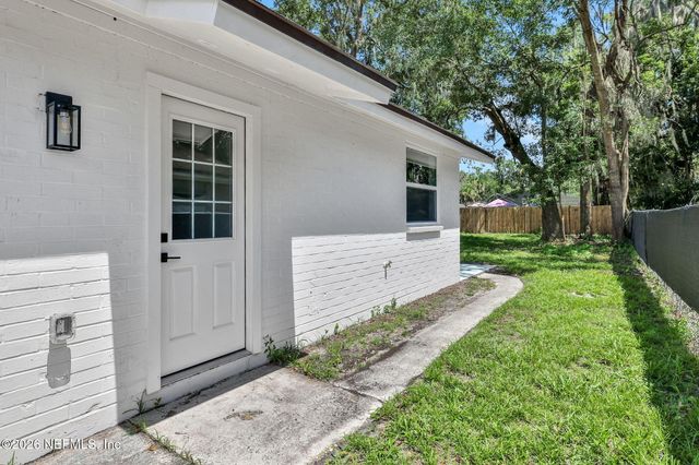 1209 SPRUCE Street, Green Cove Springs, FL 32043