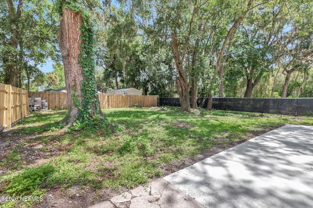 1209 SPRUCE Street, Green Cove Springs, FL 32043