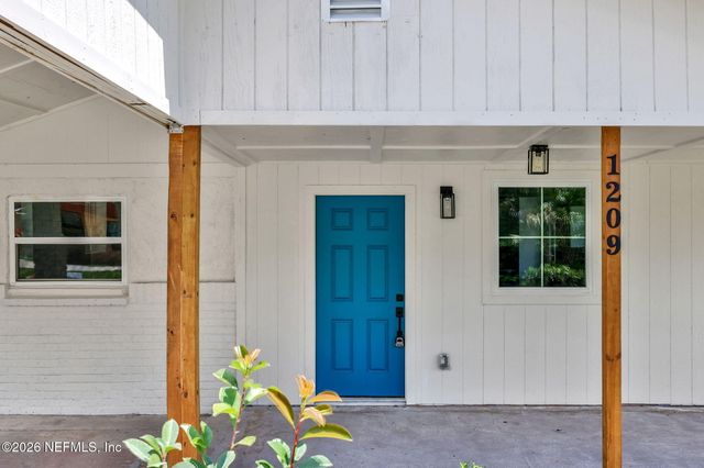 1209 SPRUCE Street, Green Cove Springs, FL 32043