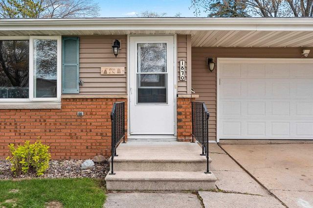 1870 GARY LANE, Green Bay, WI 54303