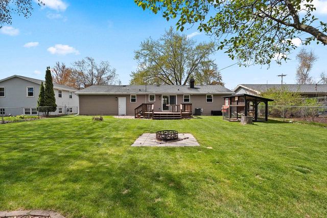 1870 GARY LANE, Green Bay, WI 54303
