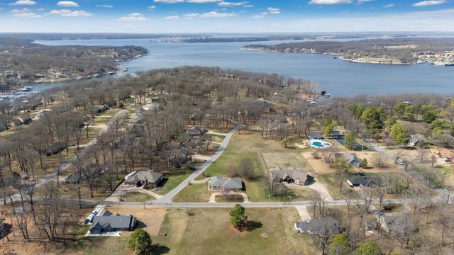 3120 Old Dike, Grove, OK 74344