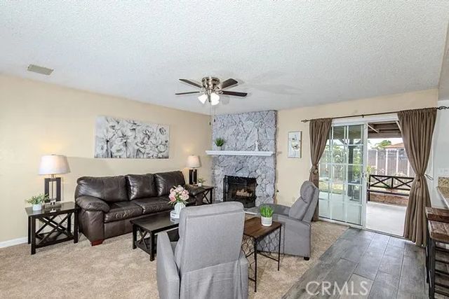 16340 Fontlee, Fontana, CA 92335