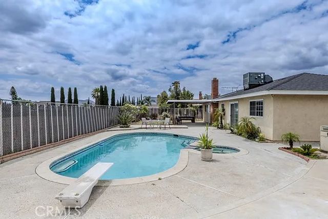 16340 Fontlee, Fontana, CA 92335