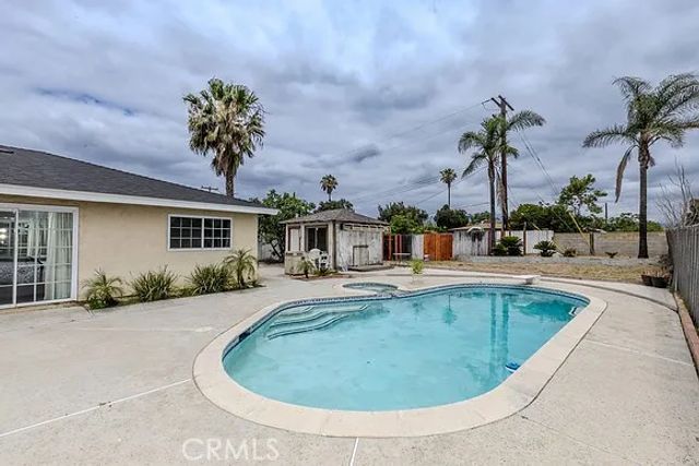 16340 Fontlee, Fontana, CA 92335