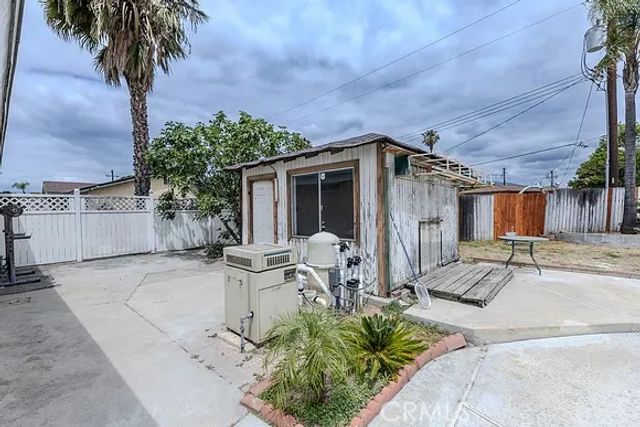 16340 Fontlee, Fontana, CA 92335