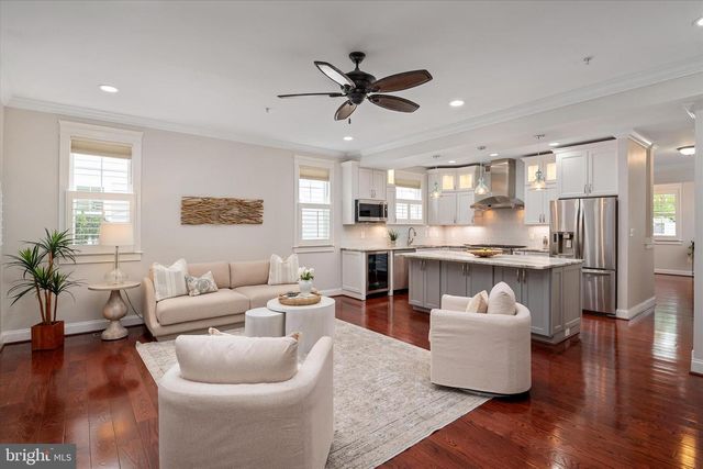 820 BAY RIDGE AVE, Annapolis, MD 21403