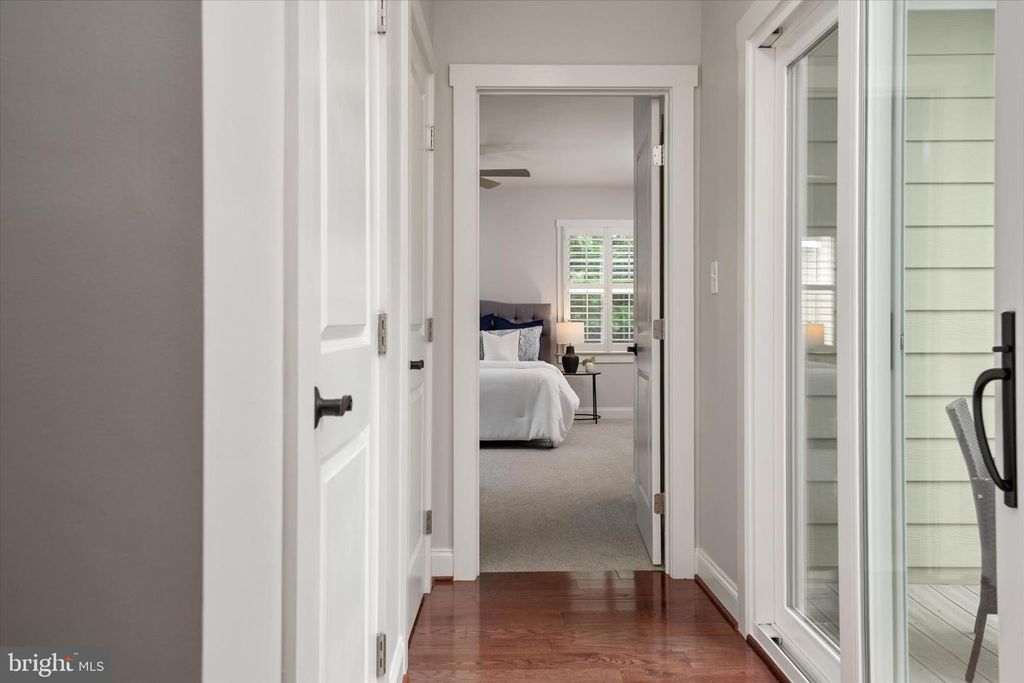 Image 23 of property listing at 820 BAY RIDGE AVE, Annapolis, MD 21403