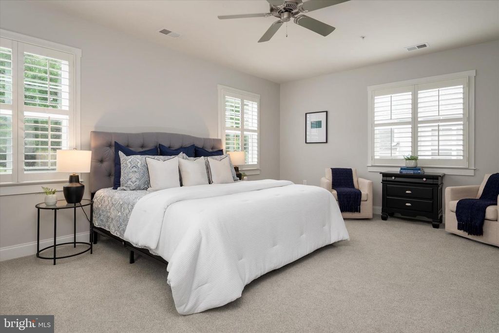 Image 25 of property listing at 820 BAY RIDGE AVE, Annapolis, MD 21403
