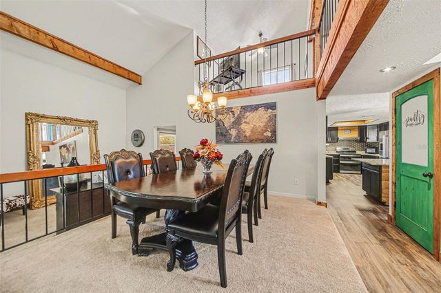 916 E CLEVELAND STREET, Apopka, FL 32703