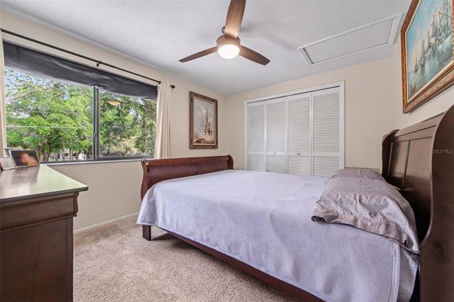 916 E CLEVELAND STREET, Apopka, FL 32703