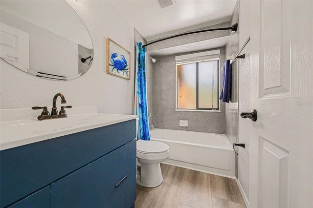 916 E CLEVELAND STREET, Apopka, FL 32703