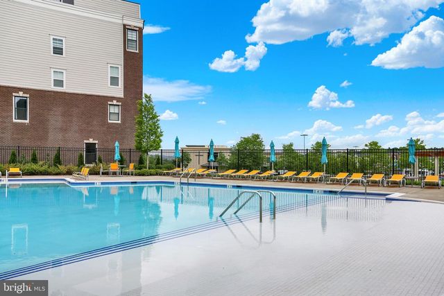 42661 DARALA DR, Ashburn, VA 20147