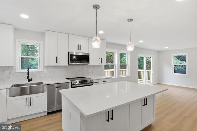 105 SIMMONS LN, Severna Park, MD 21146