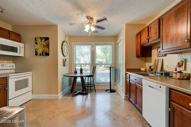 1401 S Palmetto Ave Apt 422, Daytona Beach, FL 32114