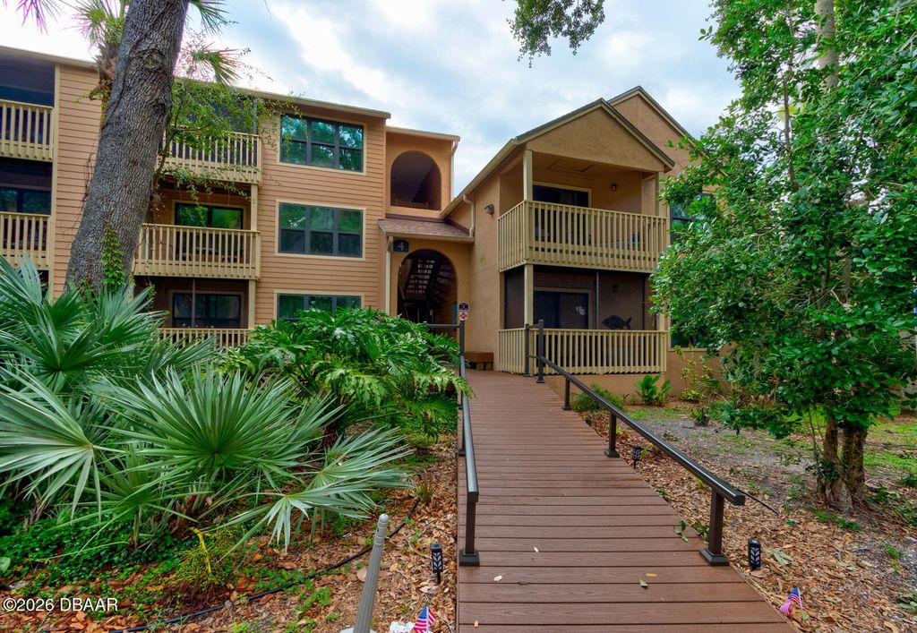 1401 S Palmetto Ave Apt 422, Daytona Beach, FL 32114
