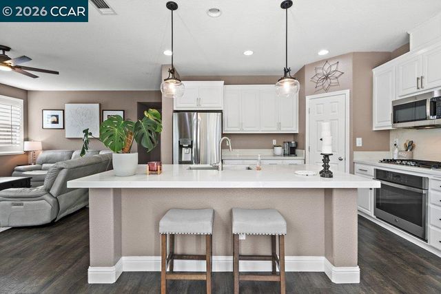 22 Matisse Ct, Oakley, CA 94561