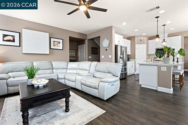 22 Matisse Ct, Oakley, CA 94561