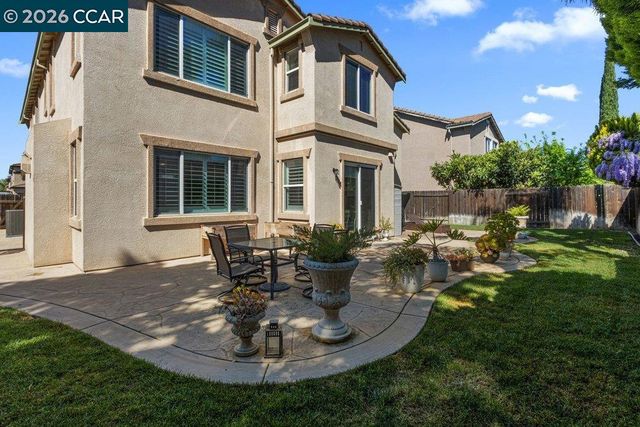 22 Matisse Ct, Oakley, CA 94561
