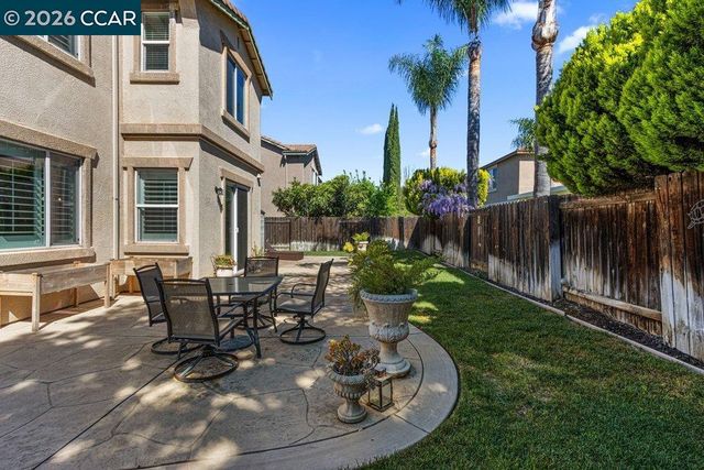 22 Matisse Ct, Oakley, CA 94561