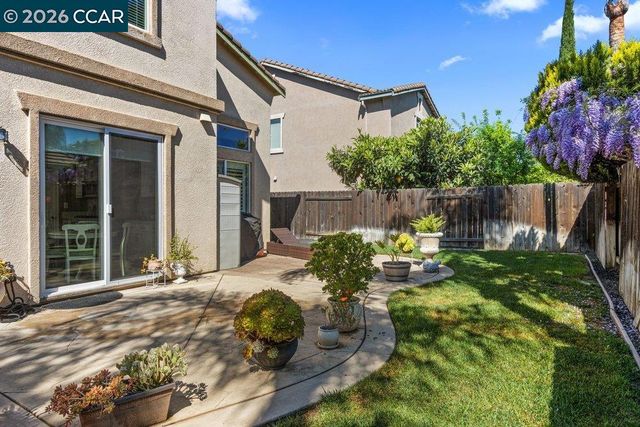 22 Matisse Ct, Oakley, CA 94561