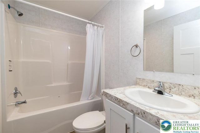 465 Royal Manor Road LOT 4, Williams Twp, PA 18042