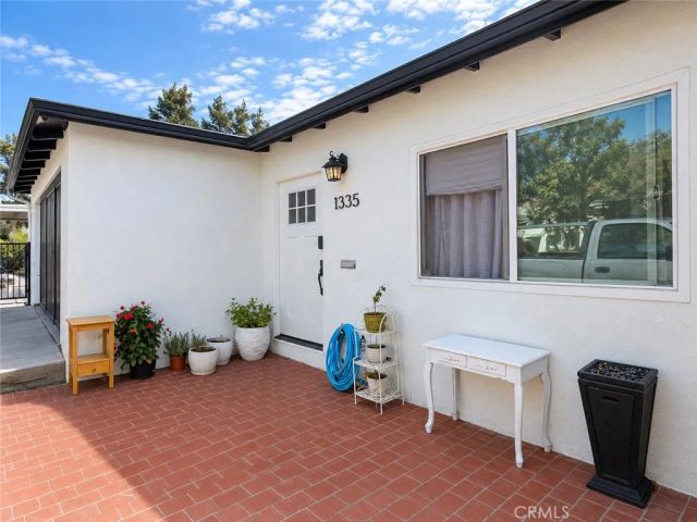 1335 Helen, Los Angeles, CA 90063