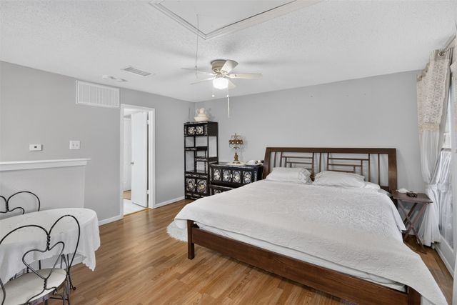 5550 Spring Valley Road G24, Dallas, TX 75254