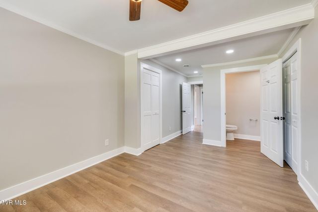 402 University Parkway, Johnson City, TN 37604