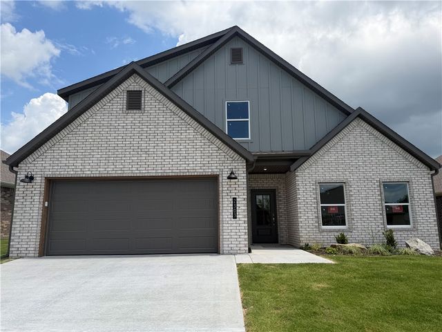 2303 Lexington Street, Siloam Springs, AR 72761