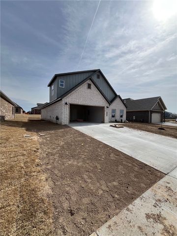 2303 Lexington Street, Siloam Springs, AR 72761