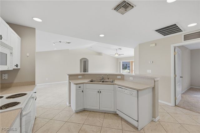 2822 NW 11th TER, Cape Coral, FL 33993