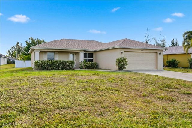 2822 NW 11th TER, Cape Coral, FL 33993