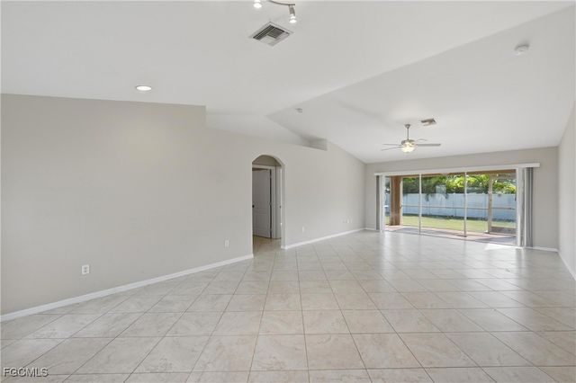 2822 NW 11th TER, Cape Coral, FL 33993