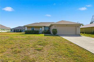 2822 NW 11th TER, Cape Coral, FL 33993