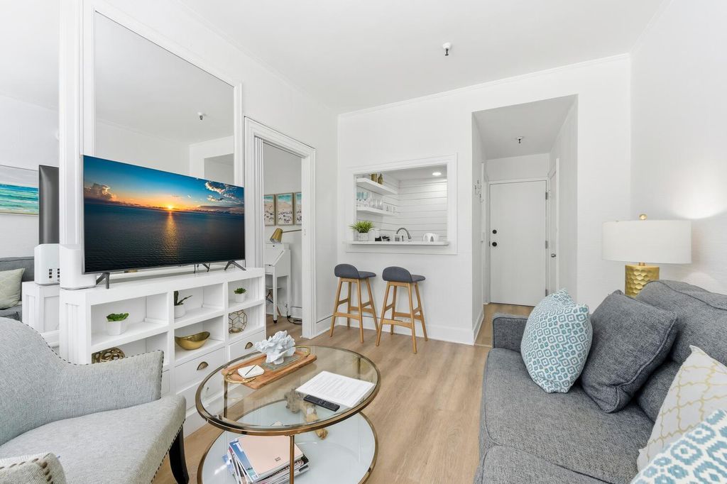 235 Sunrise Avenue 2259, Palm Beach, FL 33480