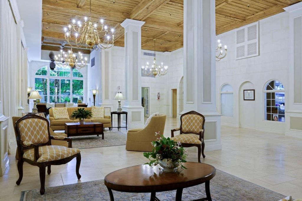 Image 15 of property listing at 235 Sunrise Avenue 2259, Palm Beach, FL 33480