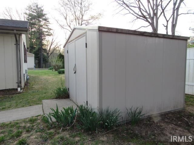 3110 Shadywood Lane, Evansville, IN 47712