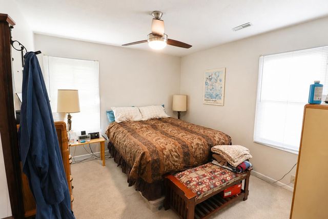 1009 HIATT Street, Carter Lake, IA 51510