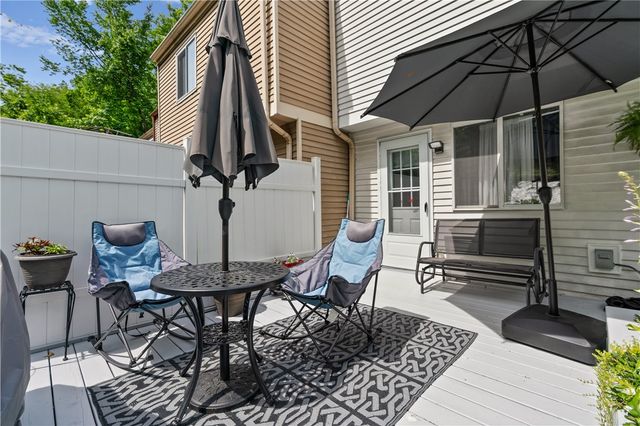545 Winesap Ct, South Fayette, PA 15017