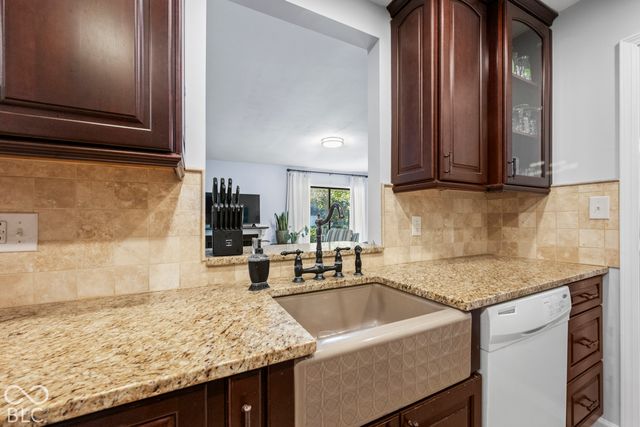 9110 Waymen Drive, Indianapolis, IN 46268