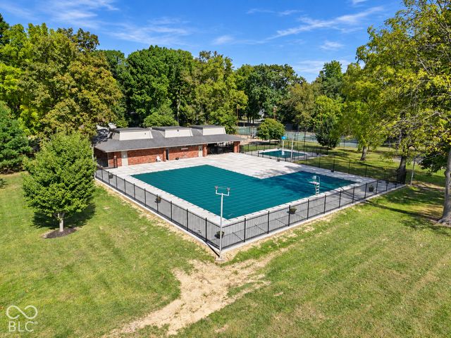 9110 Waymen Drive, Indianapolis, IN 46268
