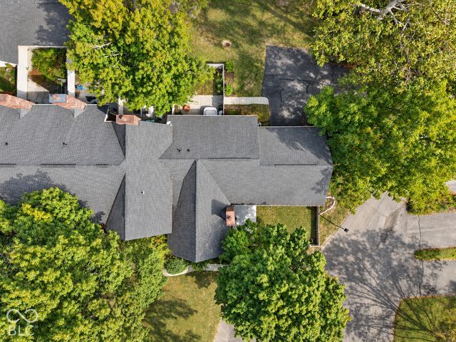 9110 Waymen Drive, Indianapolis, IN 46268