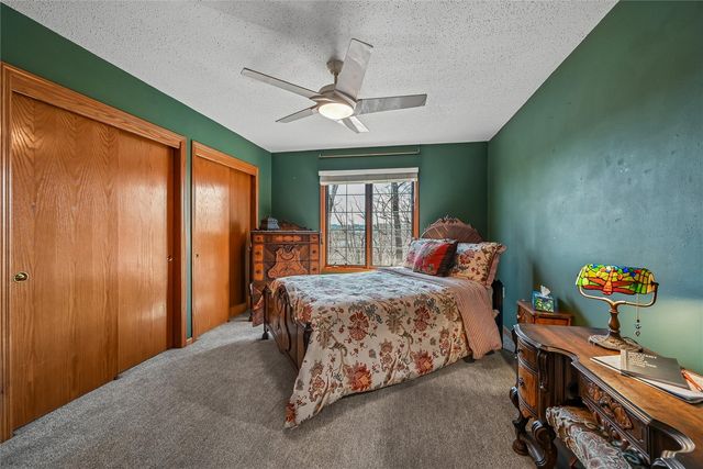 3315 Riverpointe Circle NE, Cedar Rapids, IA 52411