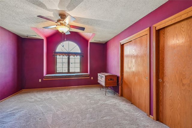 3315 Riverpointe Circle NE, Cedar Rapids, IA 52411