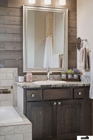 7272 Fuji Lane, Lincoln, NE 68516