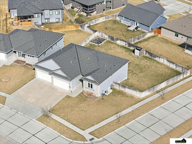 7272 Fuji Lane, Lincoln, NE 68516